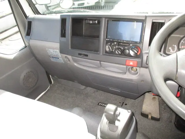 マツダ タイタン TRG-LHS85A(4WD)の写真9