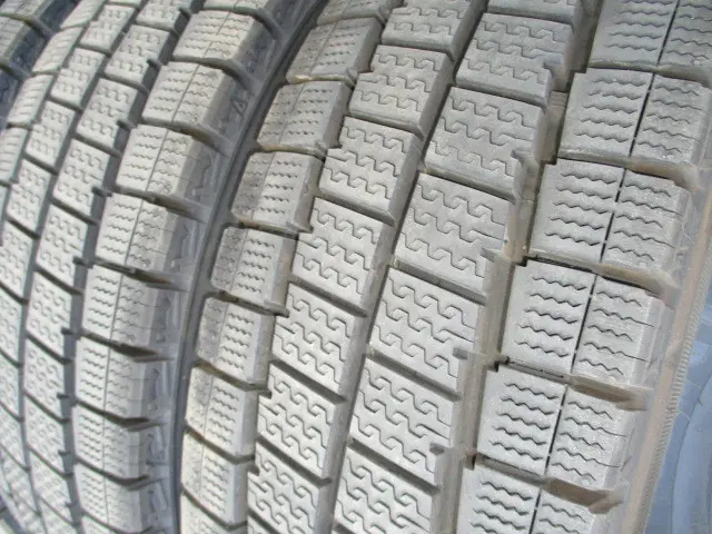 いすゞ エルフ TRG-NJR85A(2WD)の写真16