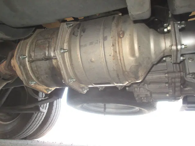 いすゞ エルフ TRG-NJR85A(2WD)の写真25