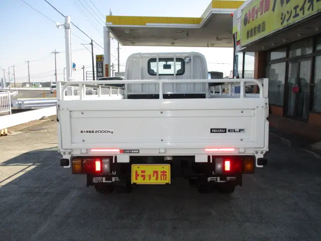 いすゞ エルフ TRG-NJR85A(2WD)の写真30