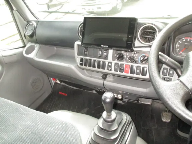 トヨタ トヨエース LDF-KDY281(4WD)の写真13