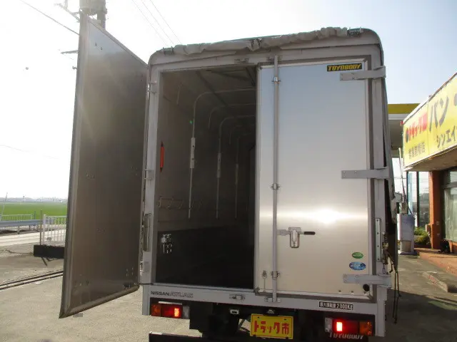 日産 アトラス SKG-TZ3F24(2WD)の写真8