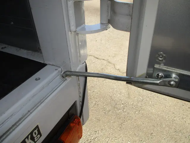 日産 アトラス SKG-TZ3F24(2WD)の写真9