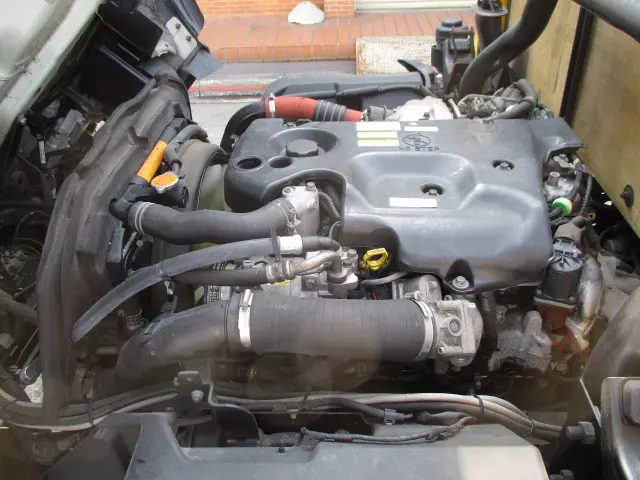 いすゞ エルフ TPG-NPR85AR(2WD)の写真4