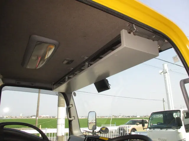 いすゞ エルフ TPG-NPR85AR(2WD)の写真12