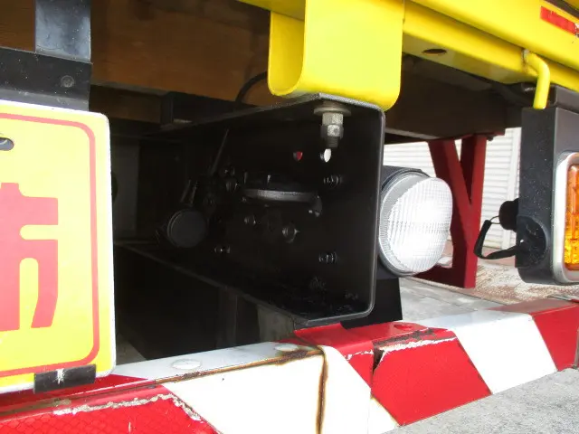 いすゞ エルフ TPG-NPR85AR(2WD)の写真19