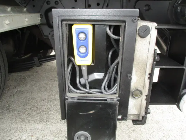 いすゞ エルフ TRG-NLS85AN(4WD)の写真17