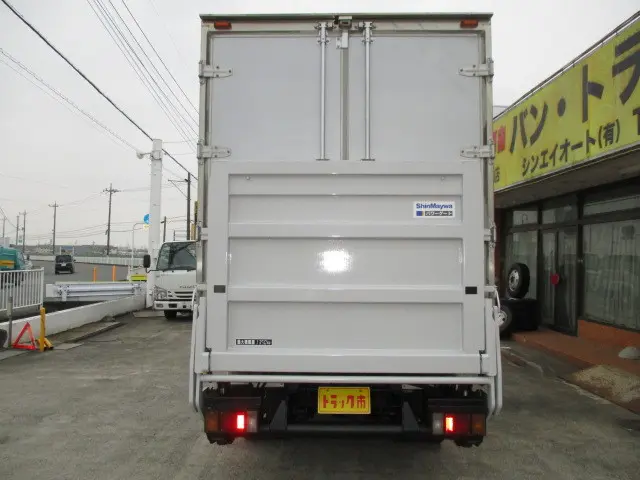 いすゞ エルフ TRG-NLS85AN(4WD)の写真44