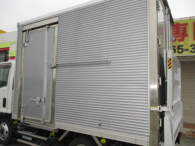 いすゞ エルフ TRG-NLS85AN(4WD)の写真46