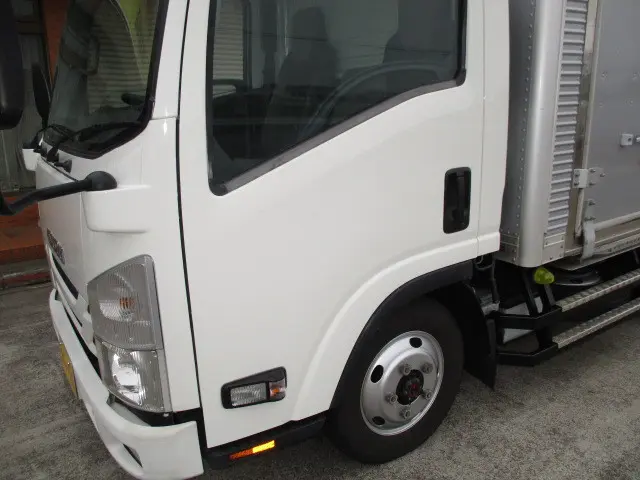 いすゞ エルフ TRG-NLS85AN(4WD)の写真47