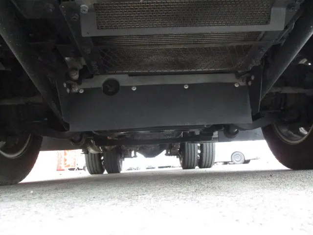 いすゞ エルフ 2RG-NJS88A(4WD)の写真24