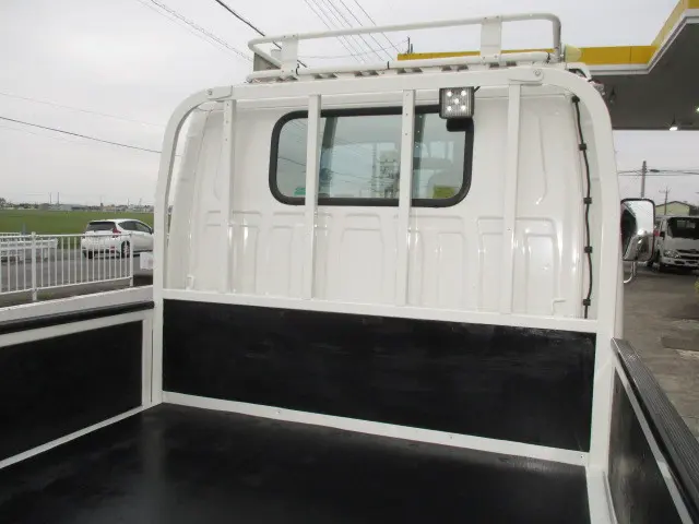 いすゞ エルフ 2RG-NJS88A(4WD)の写真38