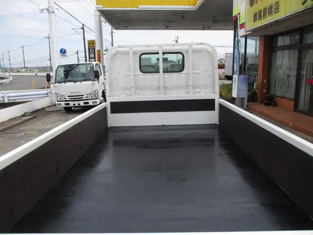 トヨタ トヨエース LDF-KDY281(4WD)の写真3