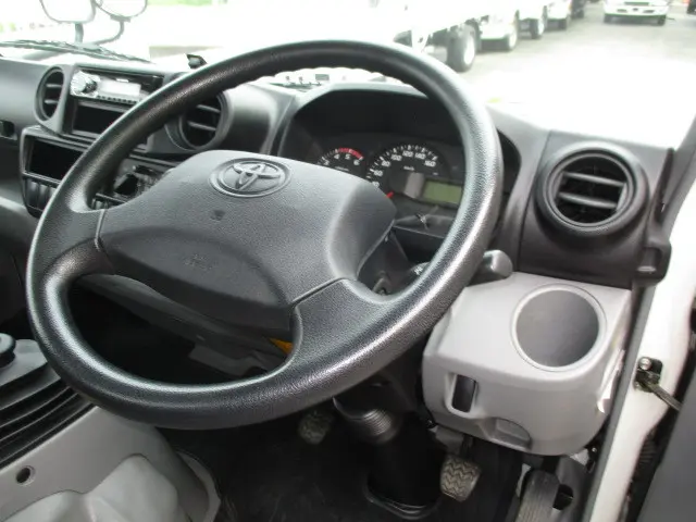 トヨタ トヨエース LDF-KDY281(4WD)の写真10