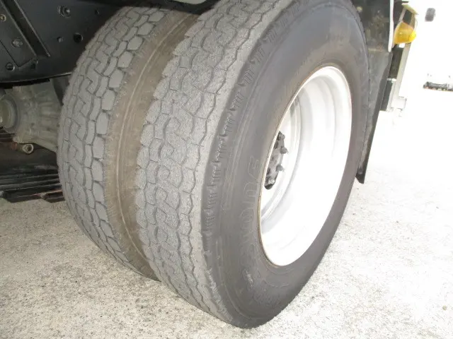 いすゞ エルフ TKG-NKR85A(2WD)の写真19