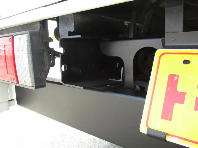 いすゞ エルフ TKG-NKR85A(2WD)の写真22
