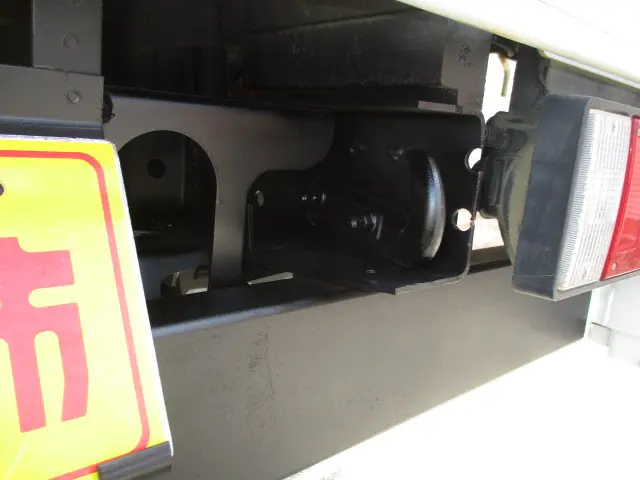 いすゞ エルフ TKG-NKR85A(2WD)の写真23