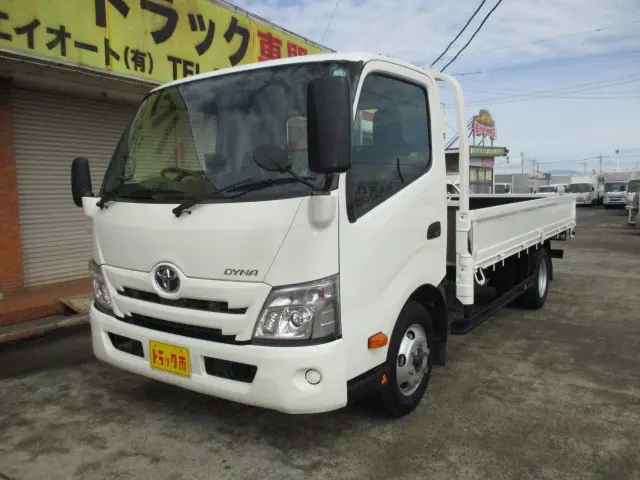 トヨタ ダイナ 2RG-XZU712(2WD)の写真1