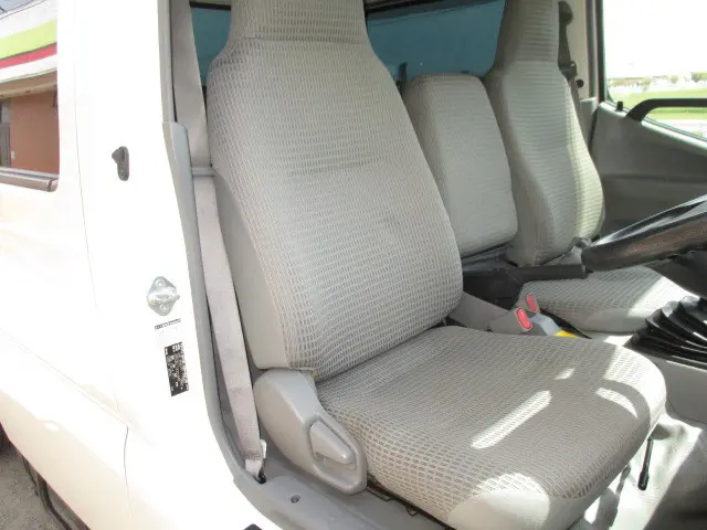 トヨタ ダイナ LDF-KDY281(4WD)の写真8