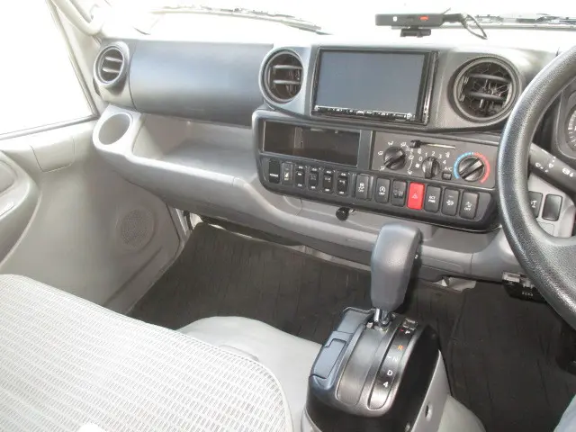 日野 デュトロ TPG-XZU645M(2WD)の写真23