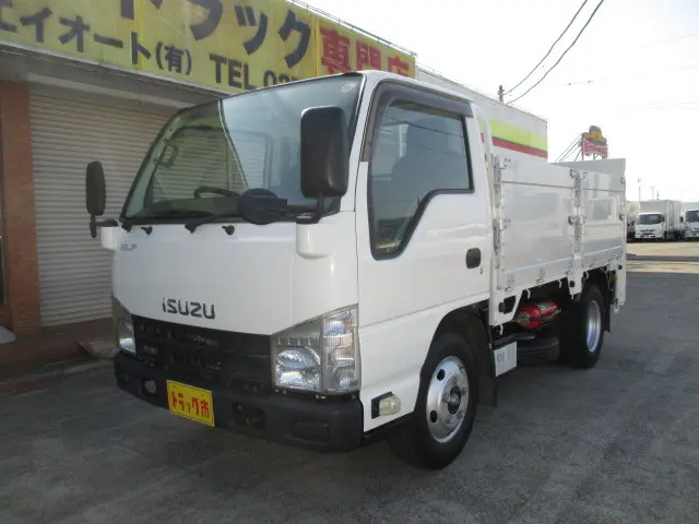 いすゞ エルフ TKG-NKR85A(2WD)の写真1