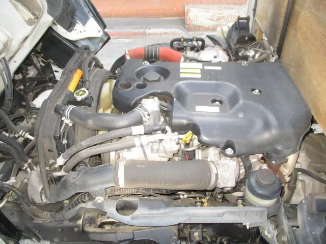 いすゞ エルフ TKG-NKR85A(2WD)の写真9