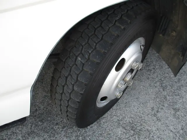 いすゞ エルフ TKG-NKR85A(2WD)の写真17