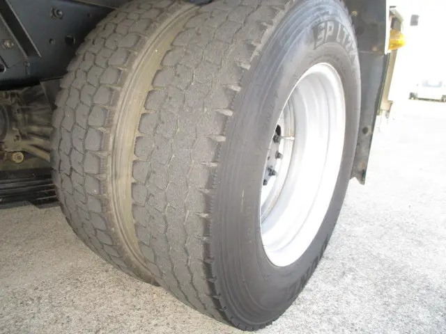 いすゞ エルフ TKG-NKR85A(2WD)の写真18