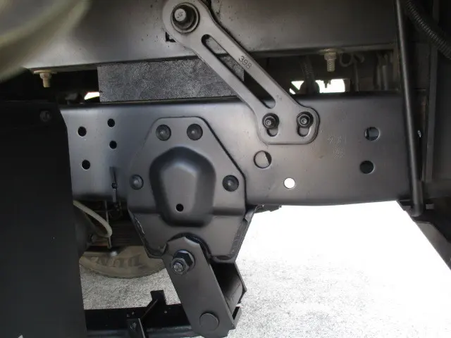 いすゞ エルフ TKG-NKR85A(2WD)の写真20