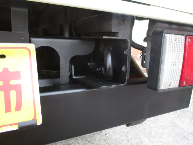 いすゞ エルフ TKG-NKR85A(2WD)の写真22