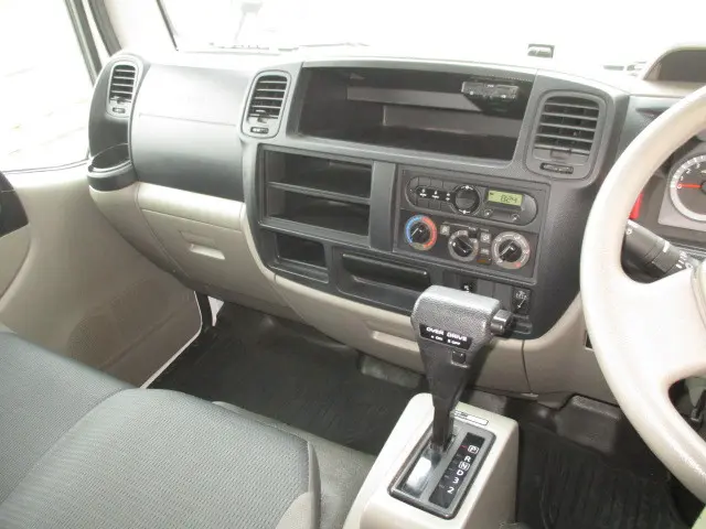日産 アトラス CBF-SQ1F24(2WD)の写真12