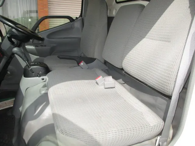 トヨタ ダイナ LDF-KDY281(4WD)の写真9