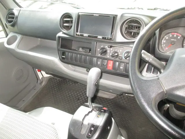 トヨタ ダイナ LDF-KDY281(4WD)の写真11