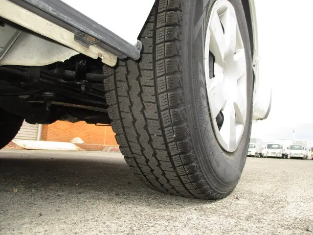トヨタ ハイエースレジアス QDF-GDH206V(4WD)の写真21