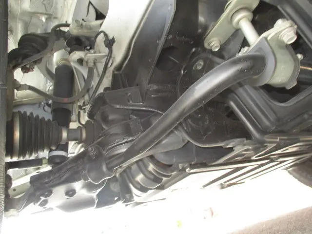 トヨタ ハイエースレジアス QDF-GDH206V(4WD)の写真26