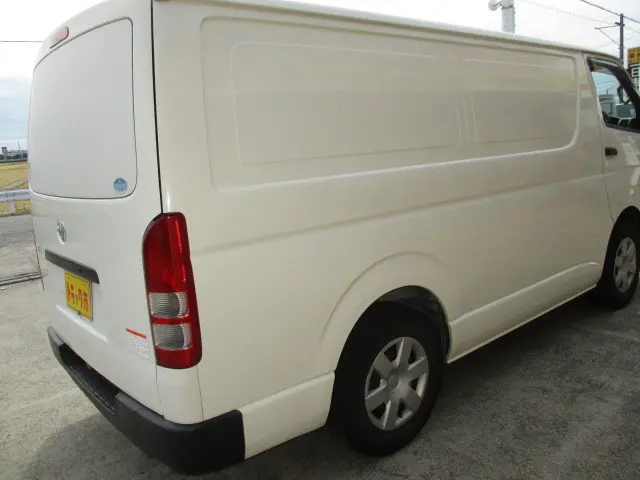 トヨタ ハイエースレジアス QDF-GDH206V(4WD)の写真36