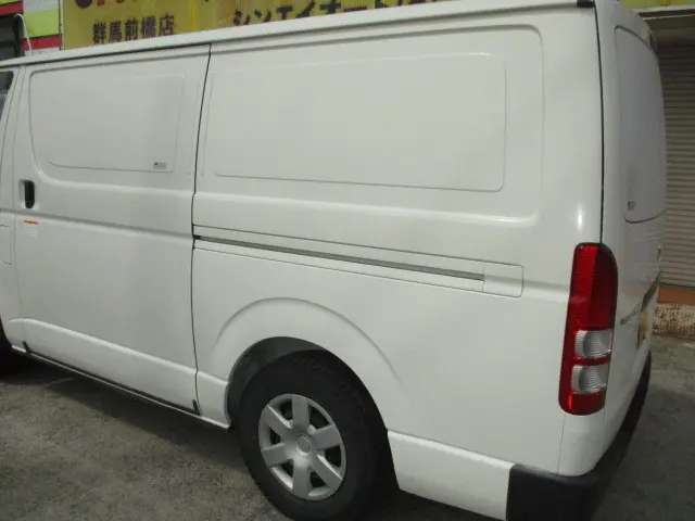 トヨタ ハイエースレジアス QDF-GDH206V(4WD)の写真37