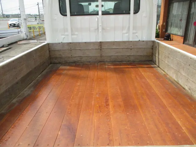 トヨタ ダイナ LDF-KDY281(4WD)の写真3