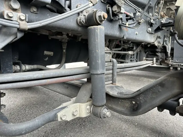 いすゞ ギガ 2PG-CYJ77Cの写真29