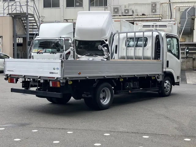 いすゞ エルフ TRG-NPR85ARの写真2