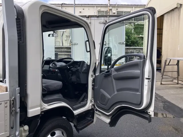 いすゞ エルフ TRG-NPR85ARの写真17