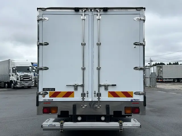 いすゞ フォワード 2PG-FRR90T2の写真3