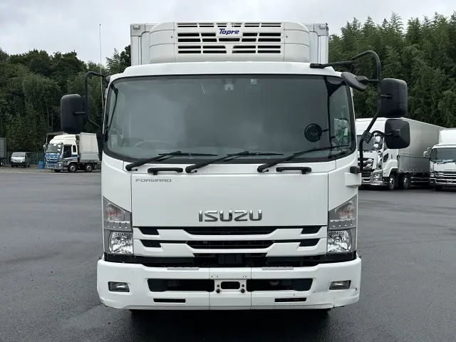いすゞ フォワード 2PG-FRR90T2の写真9