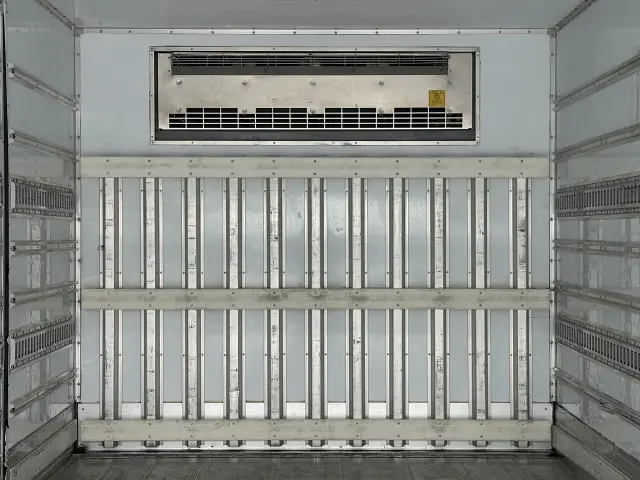いすゞ フォワード 2PG-FRR90T2の写真19