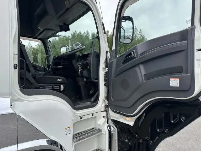 いすゞ ギガ 2PG-CYJ77Cの写真20