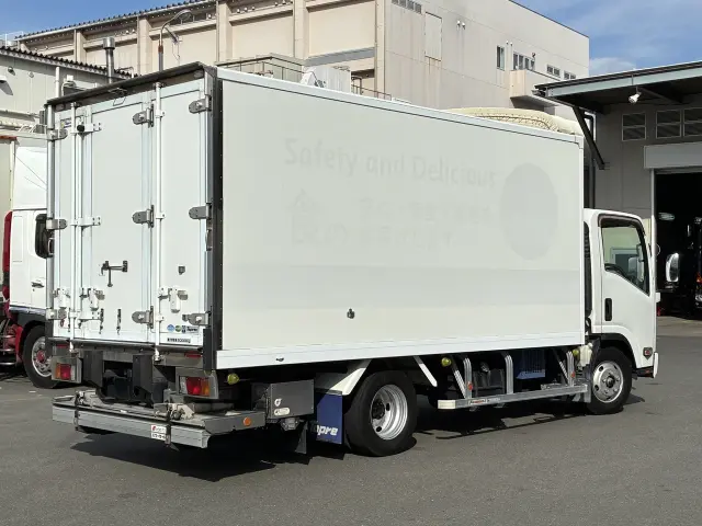 いすゞ エルフ TRG-NPR85ANの写真2
