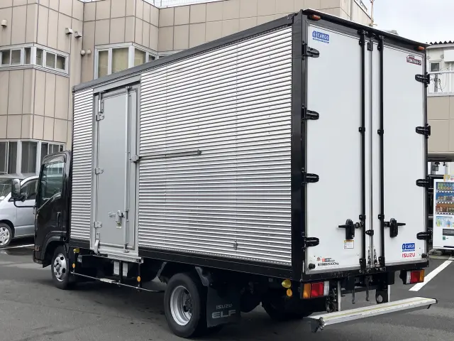 いすゞ エルフ TPG-NLR85ANの写真4