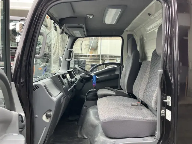 いすゞ エルフ TPG-NLR85ANの写真20