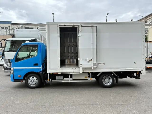 日野 デュトロ TKG-XZU710Mの写真5