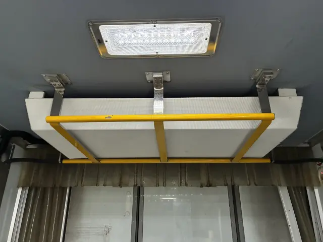 日野 デュトロ TKG-XZU710Mの写真16